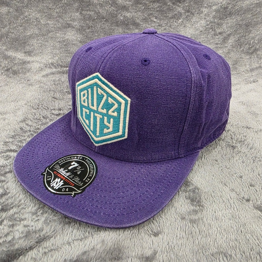 Charlotte Hornets Mitchell Ness Buzz City Fitted Hat Purple Cap Men's Size 7 3/4